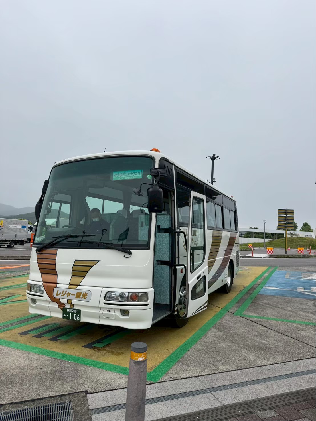 LINE_ALBUM_2025614伊勢神宮 社員旅行_250822_5